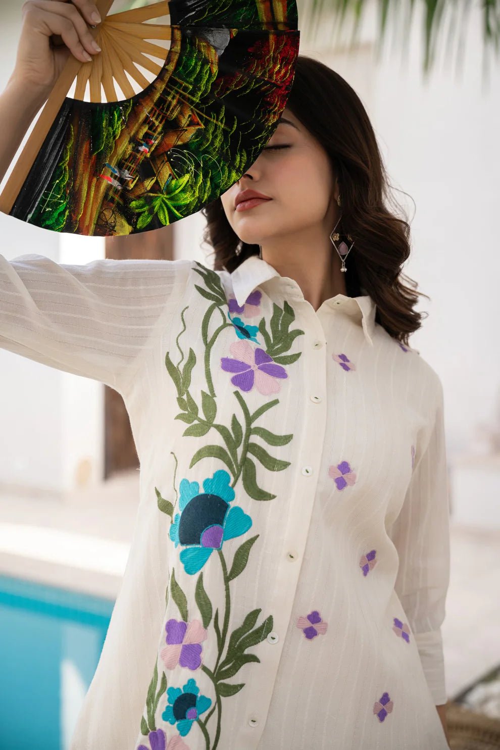 Elegant Women's Cotton Dobi Kurta with Colorful Thread Embroidery & Brush Paint Accents