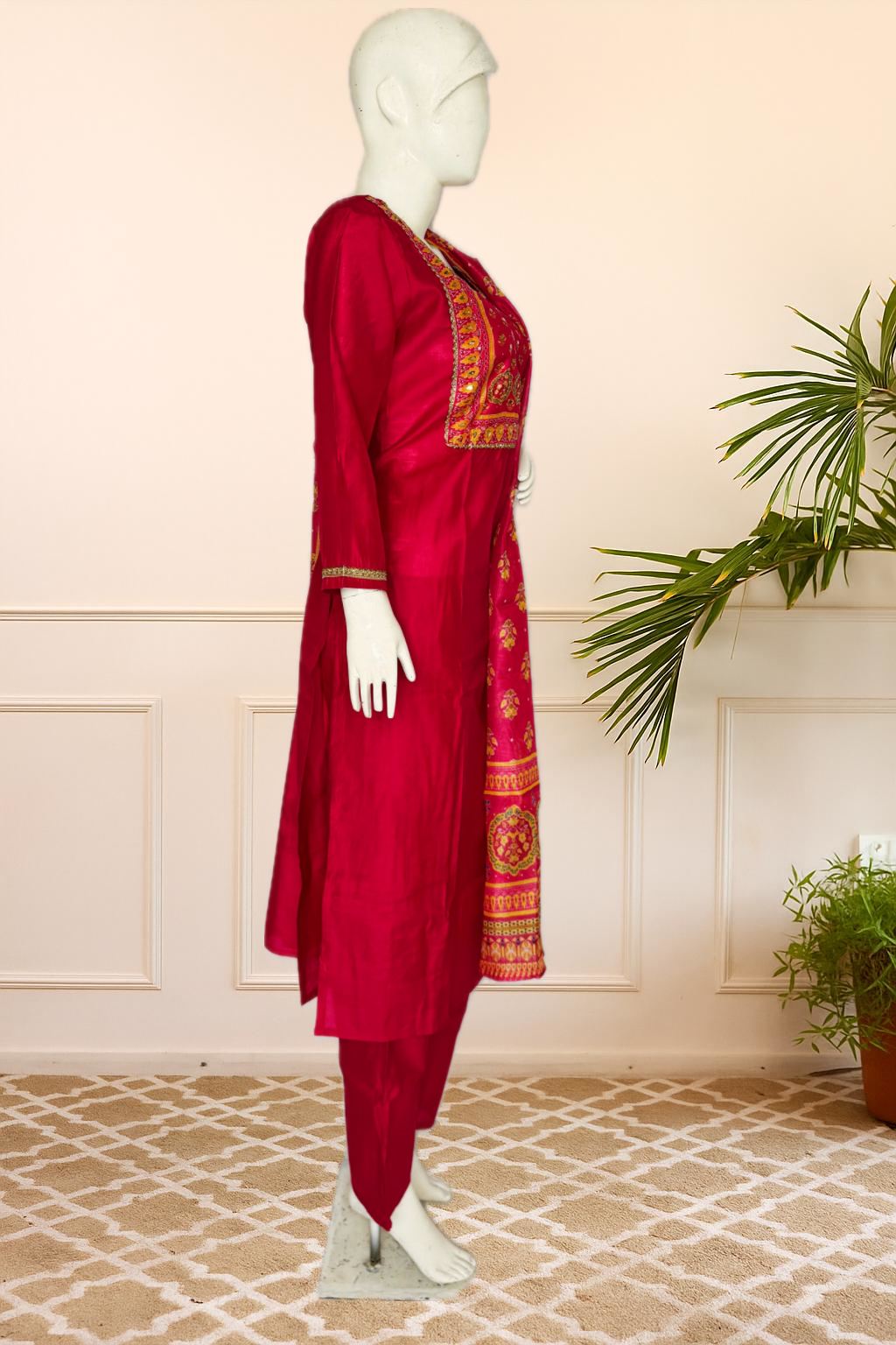 Red Embroidered Organza Suit Set with Matching Dupatta – Fully Stitched